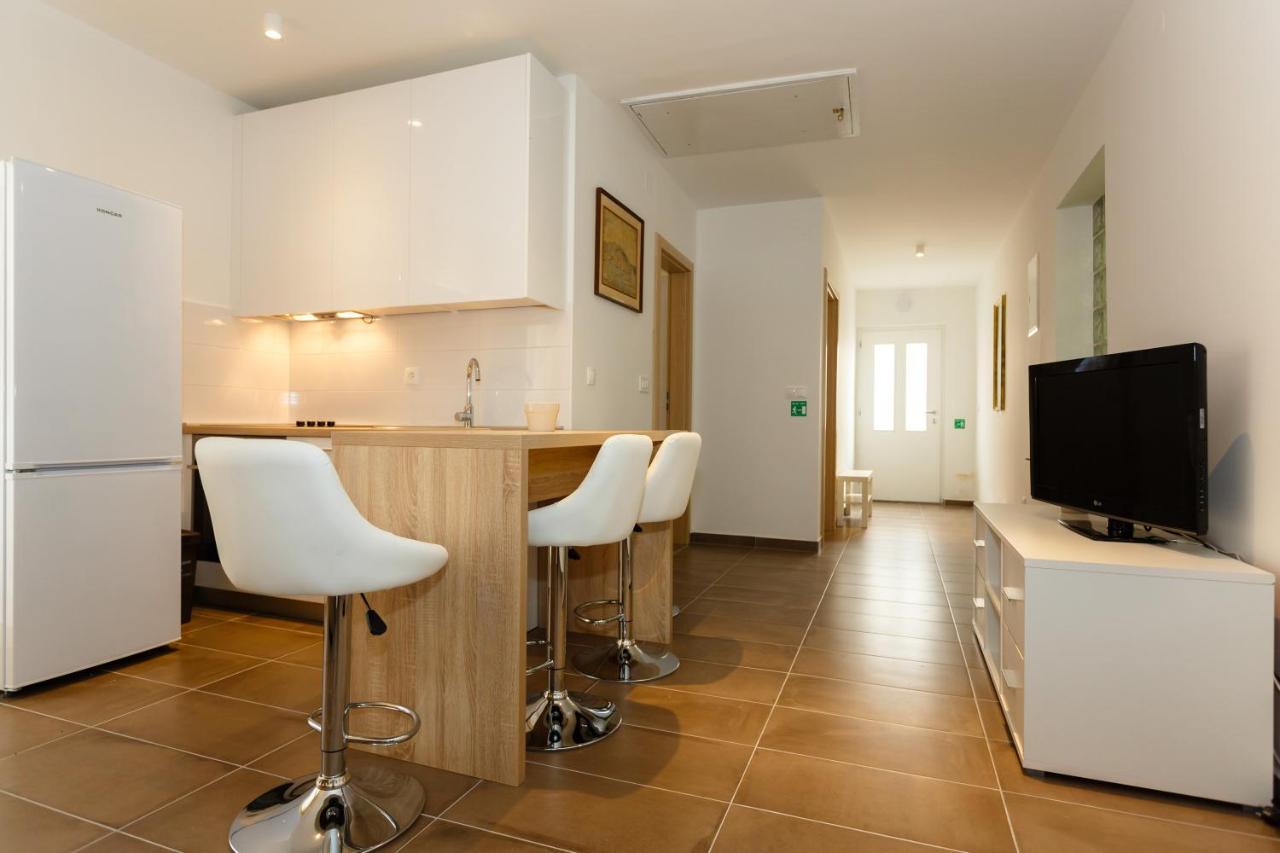 فربنيك Villa Mirela Apartment المظهر الخارجي الصورة